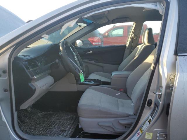 Sedans TOYOTA CAMRY 2012 Srebrny