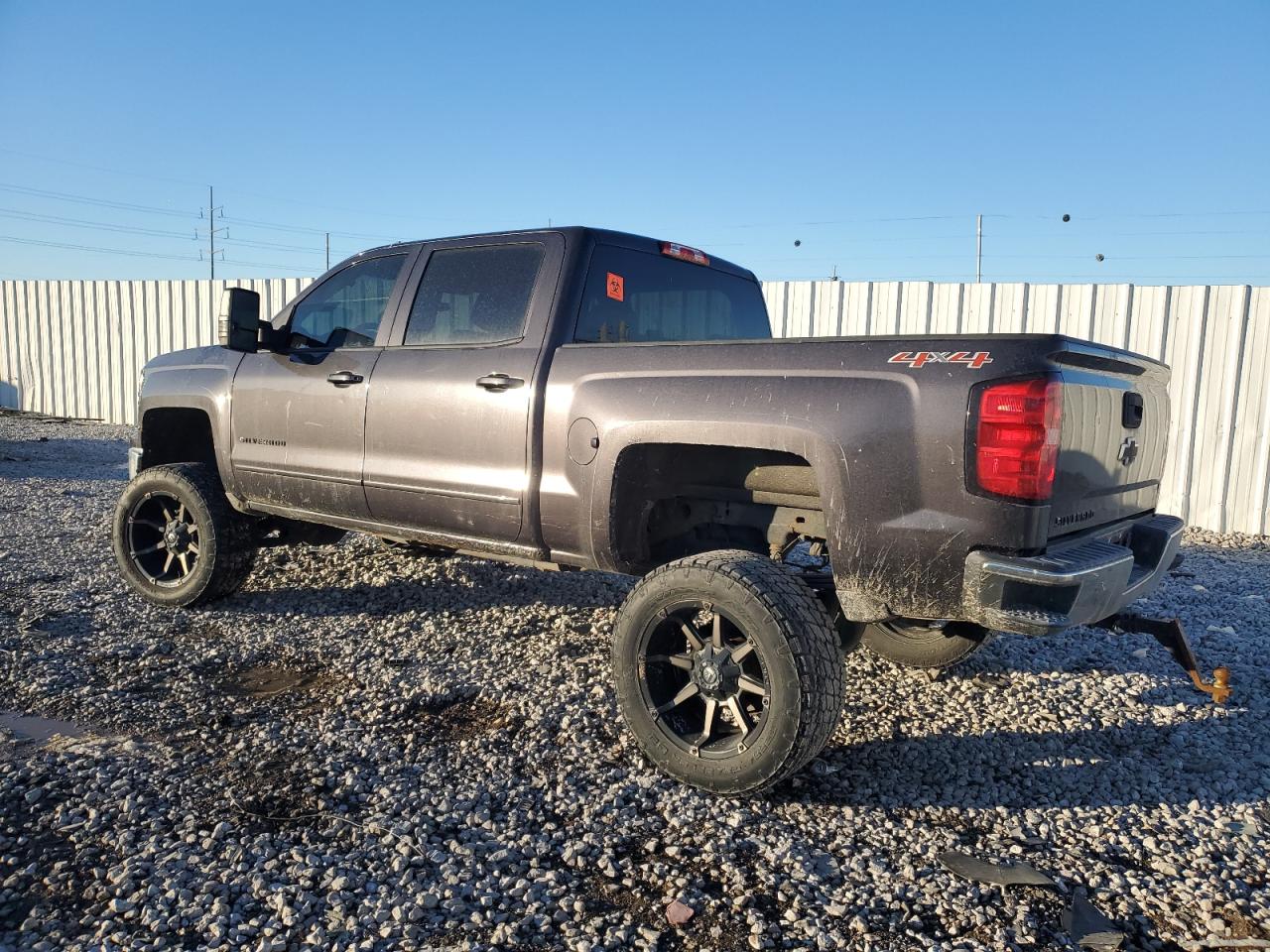 2015 Chevrolet Silverado - Image 2