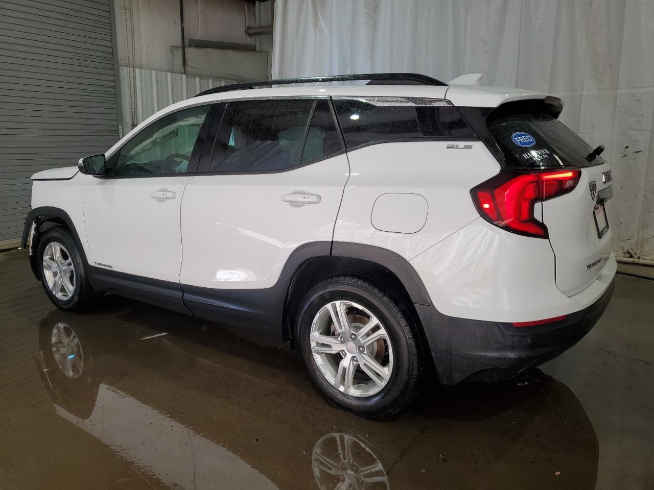 2018 GMC Terrain - Image 2