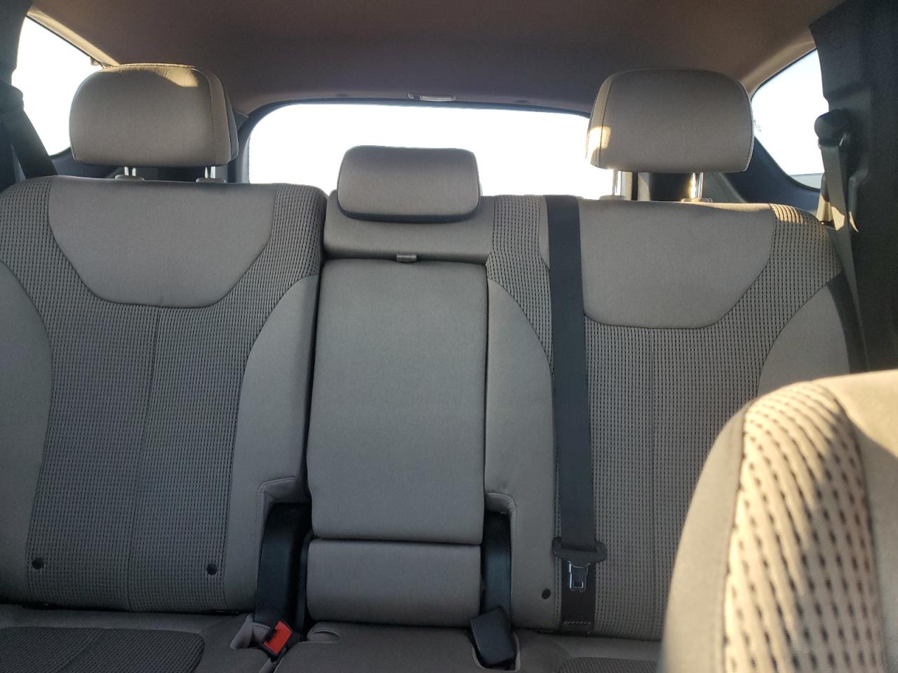 2019 Hyundai Santa Fe - Image 10