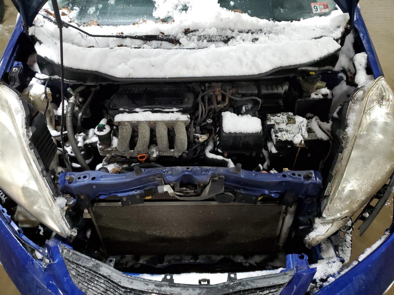 2010 Honda Fit - Image 11