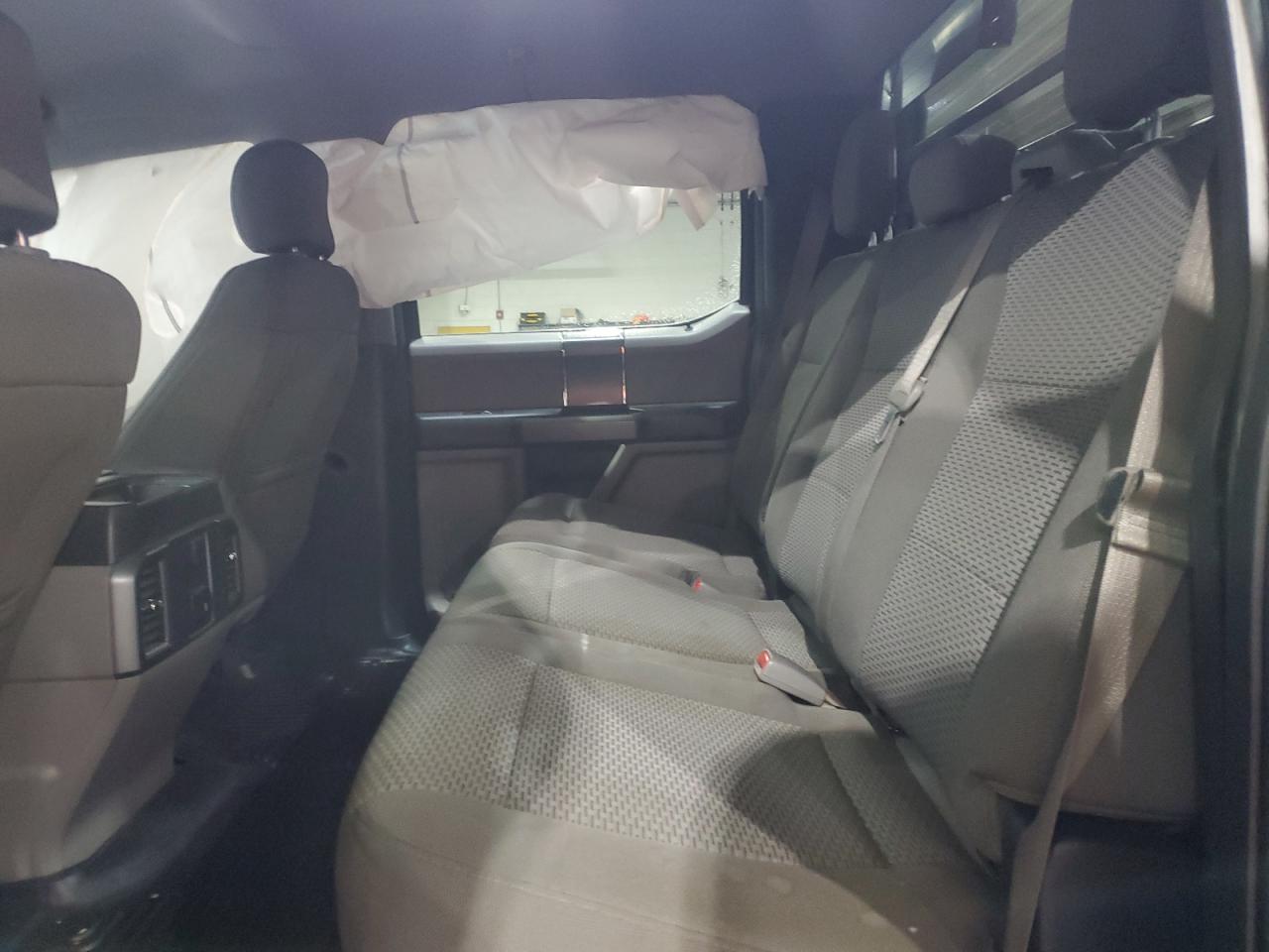 2017 Ford F-150 - Image 10