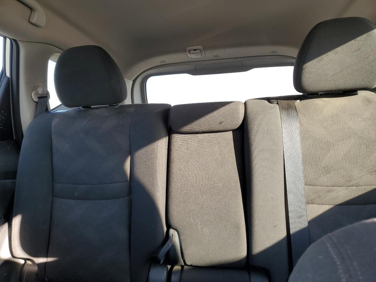 2016 Nissan Rogue - Image 10