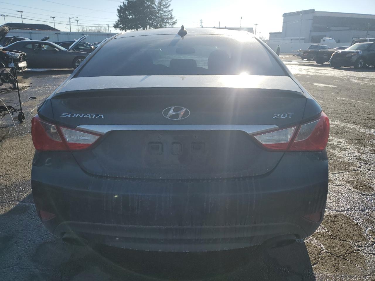 2014 Hyundai Sonata - Image 6