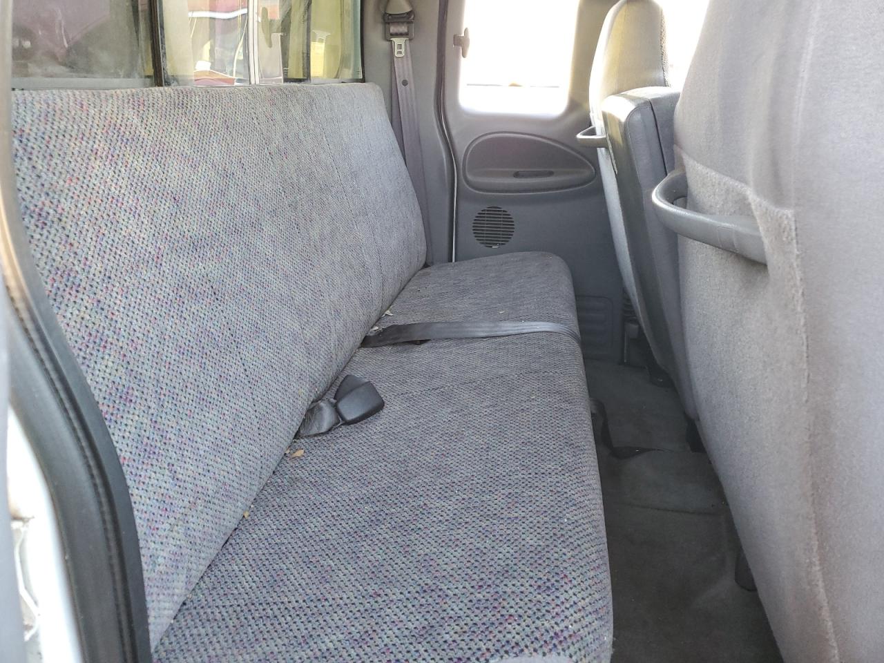 1999 Dodge RAM - Image 10