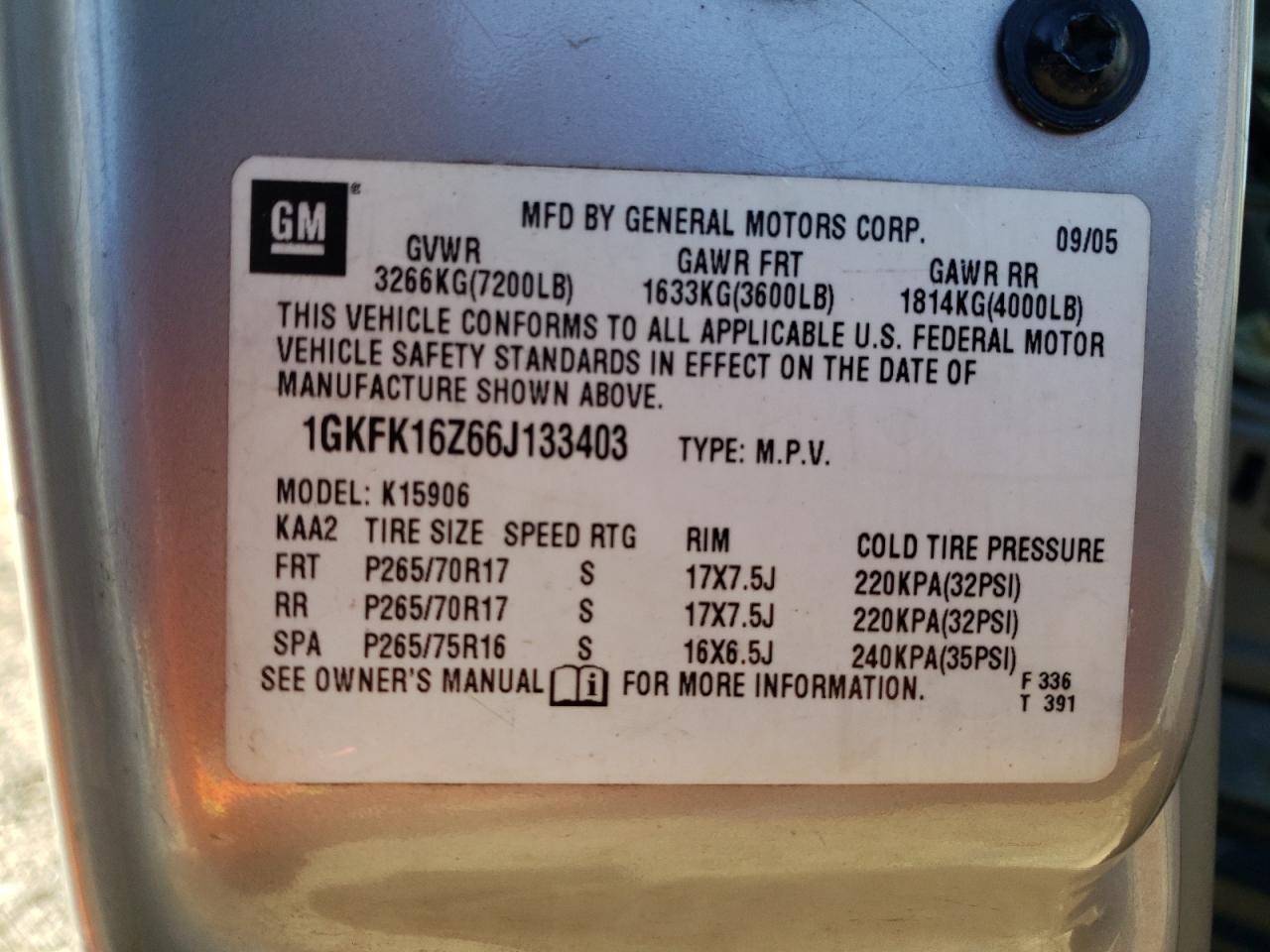 2006 GMC Yukon - Image 13