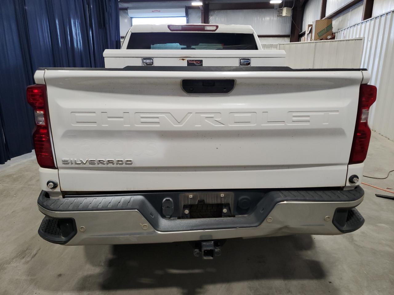 2021 Chevrolet Silverado - Image 6