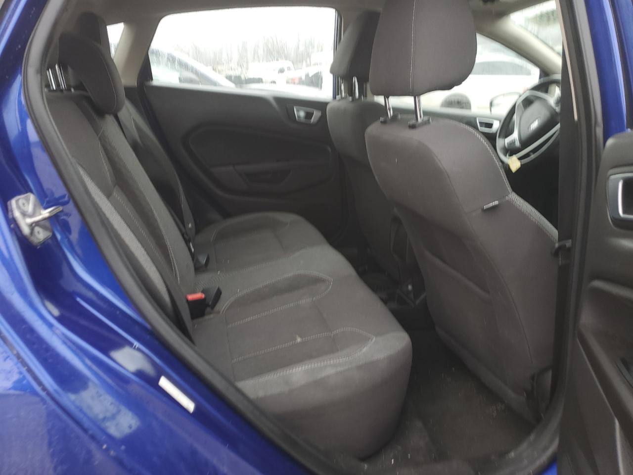 2014 Ford Fiesta - Image 11