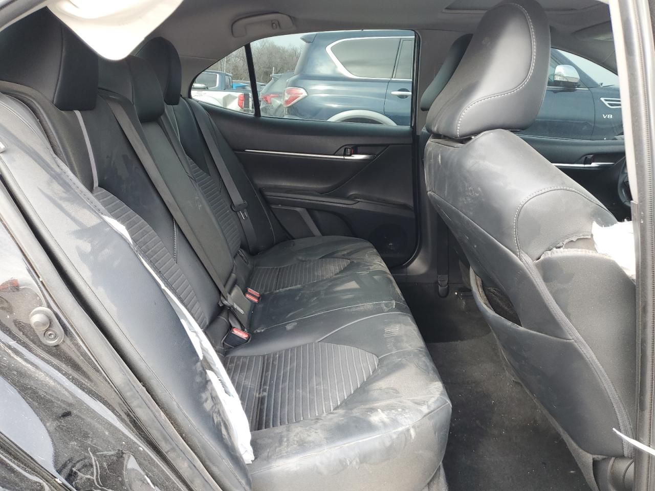 2022 Toyota Camry - Image 11
