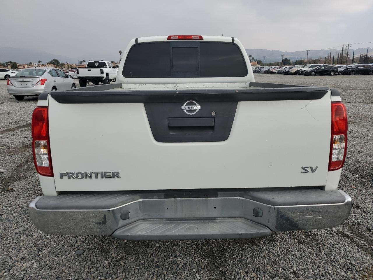 2015 Nissan Navara (Frontier) - Image 6
