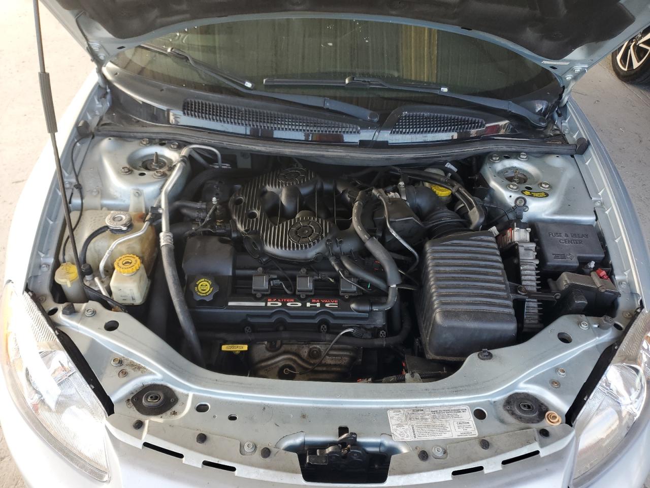 2002 Chrysler Sebring - Image 11