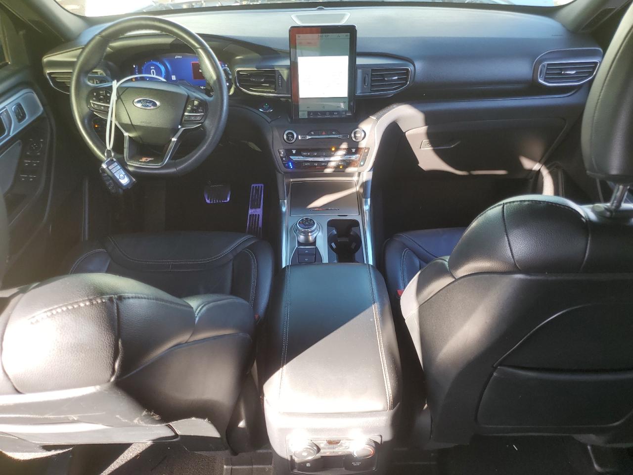 2020 Ford Explorer - Image 8