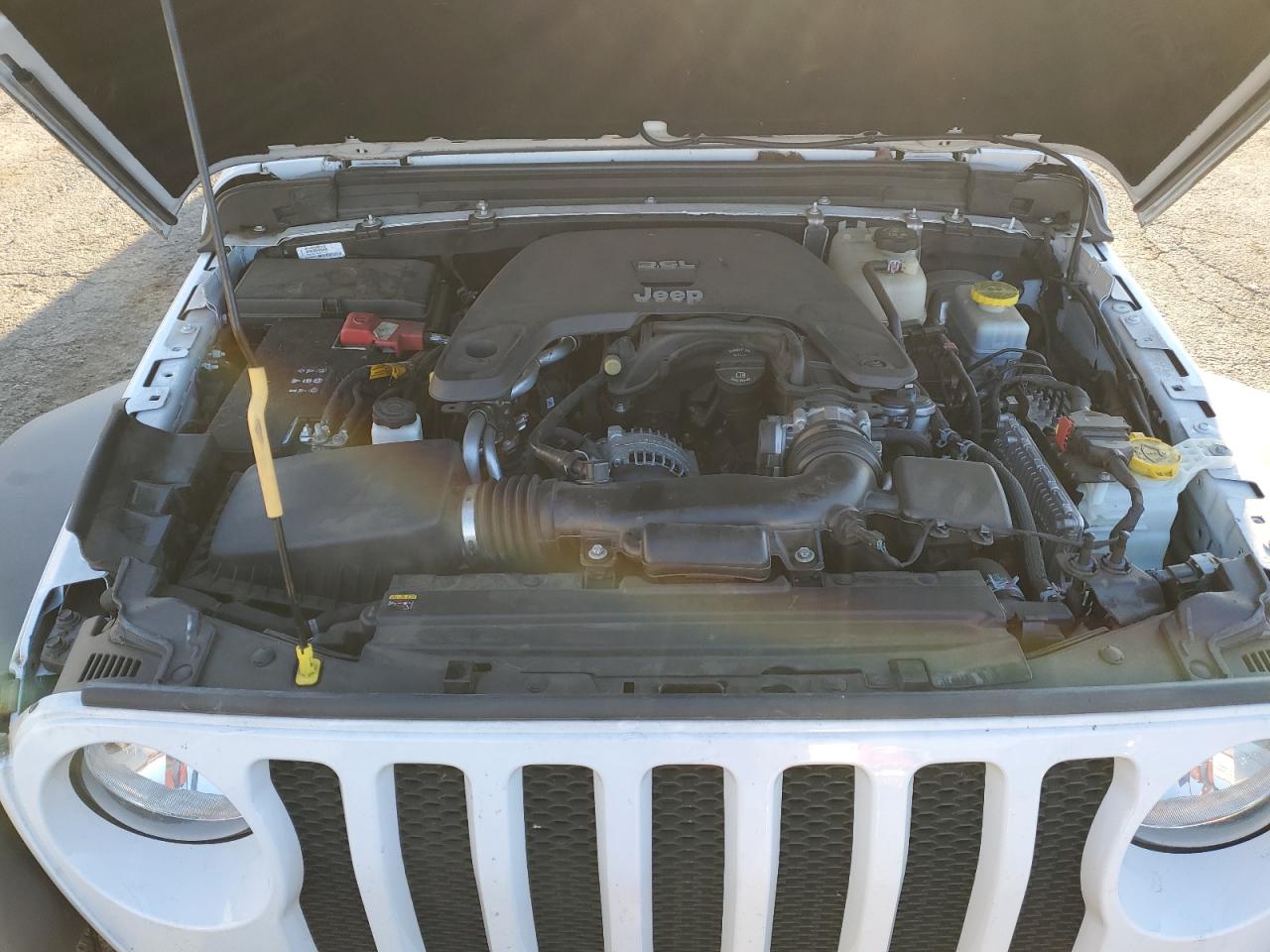 2021 Jeep Wrangler - Image 11