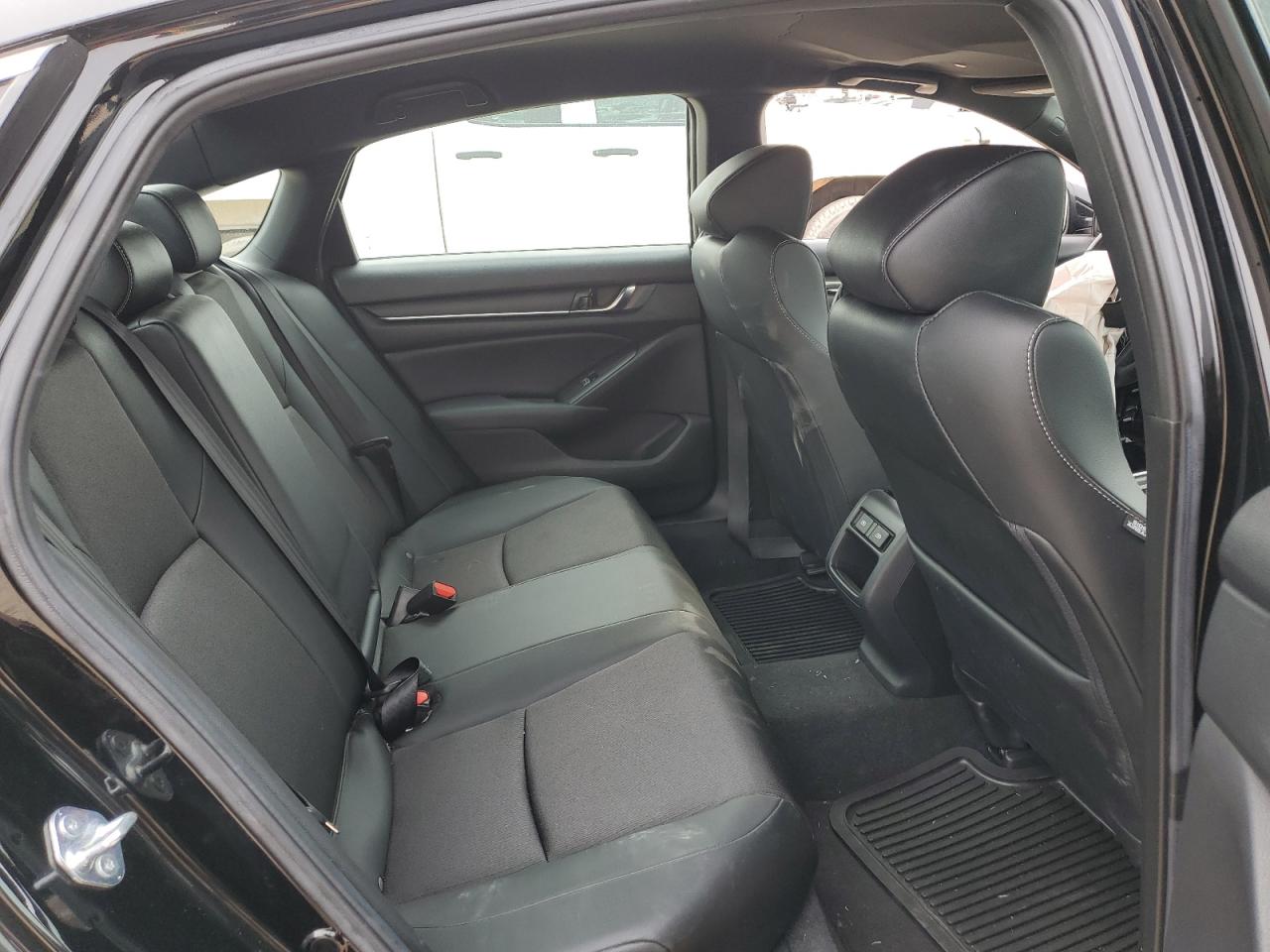 2021 Honda Accord - Image 10