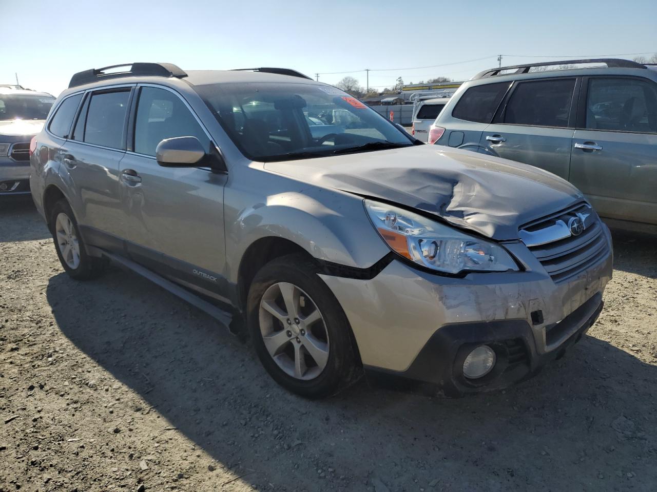 2014 Subaru Outback - Image 4