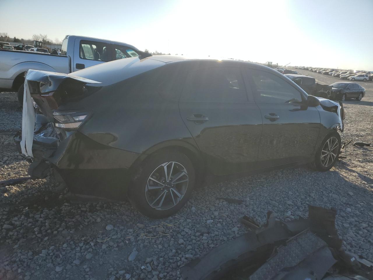 2023 Kia Forte - Image 3