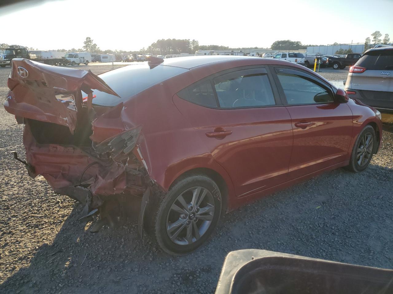 2017 Hyundai Elantra - Image 3