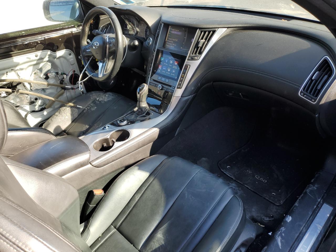 2017 Infiniti Q60 - Image 8