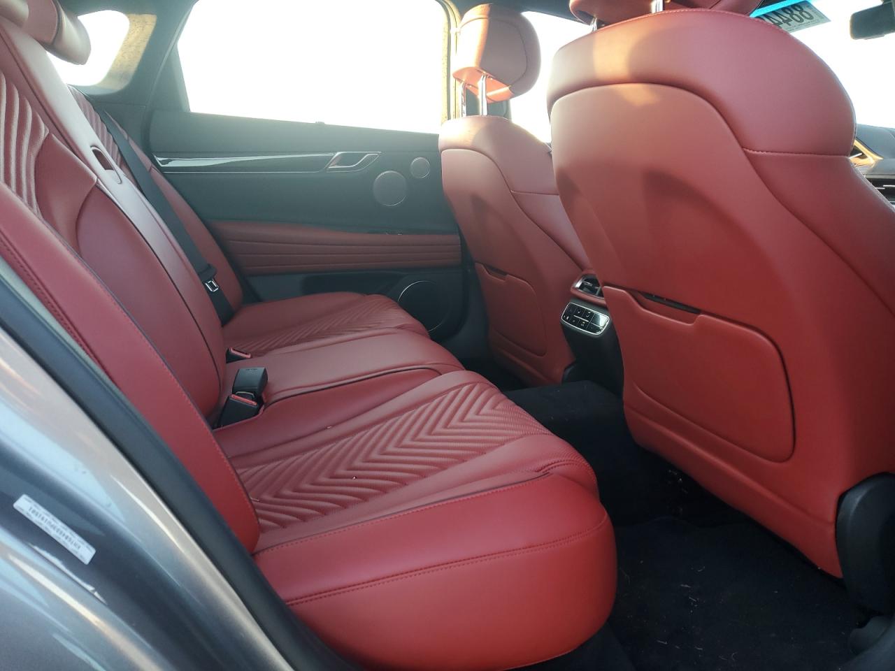 2023 Genesis G80 - Image 10