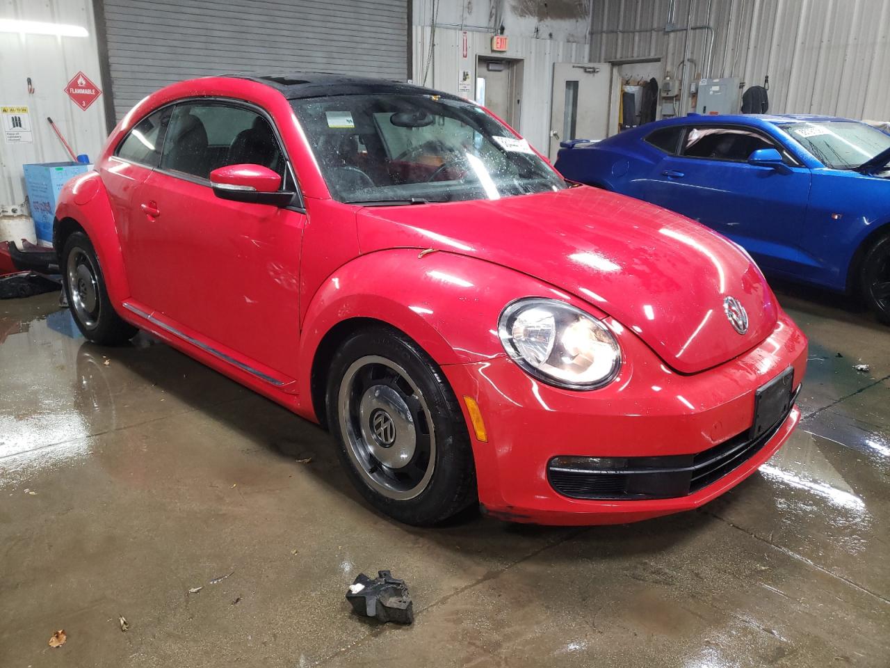 2013 Volkswagen Beetle - Image 4