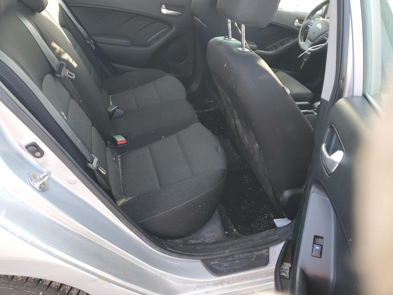 2018 Kia Forte - Image 10