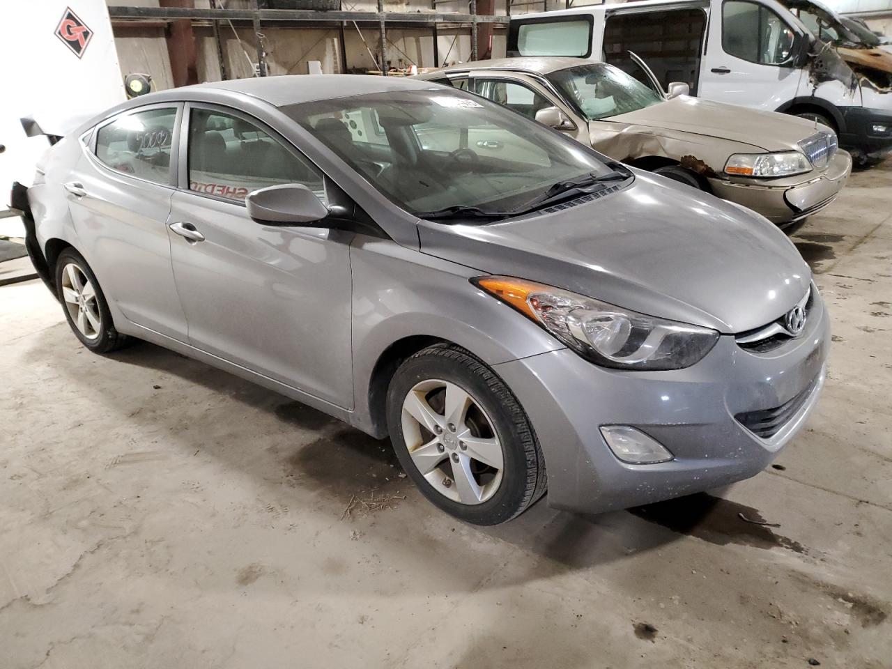 2012 Hyundai Elantra - Image 4