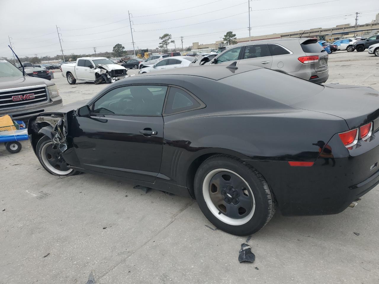 2011 Chevrolet Camaro - Image 2