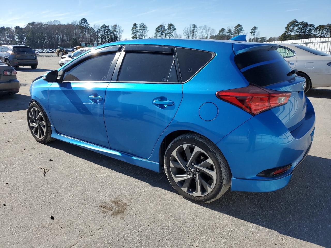 2018 Toyota Corolla - Image 2