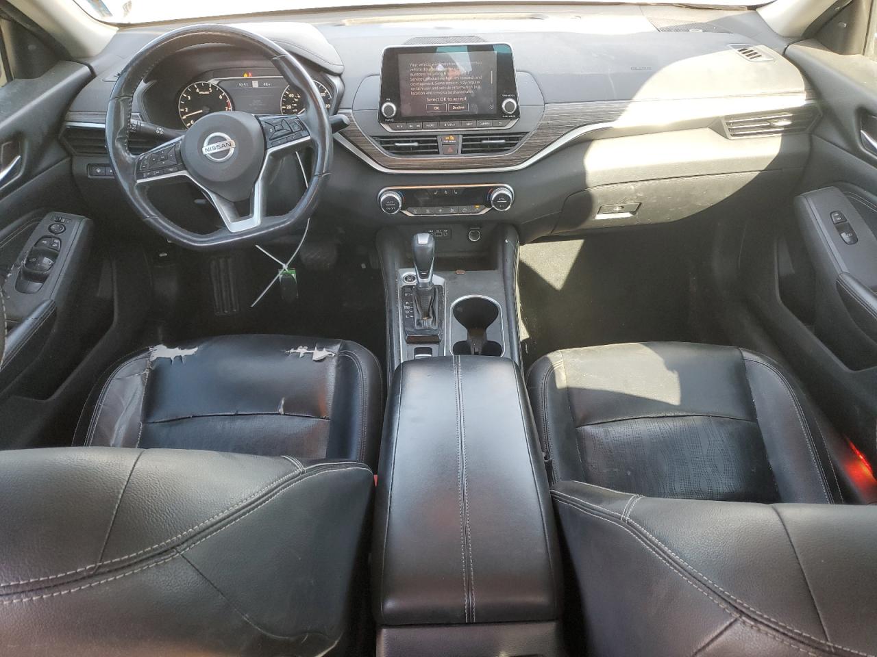 2019 Nissan Altima - Image 8