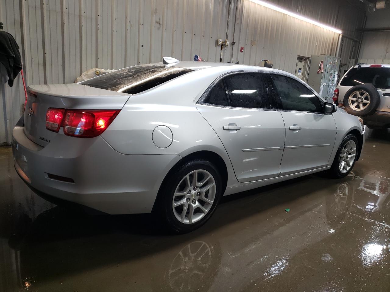 2015 Chevrolet Malibu - Image 3