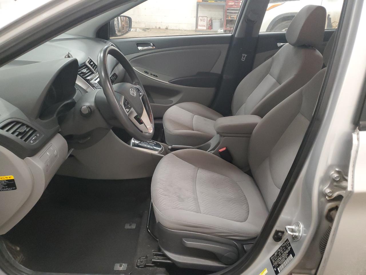 2014 Hyundai Accent - Image 7