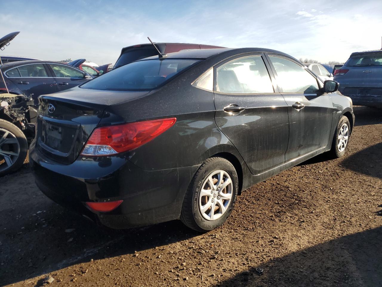 2014 Hyundai Accent - Image 3