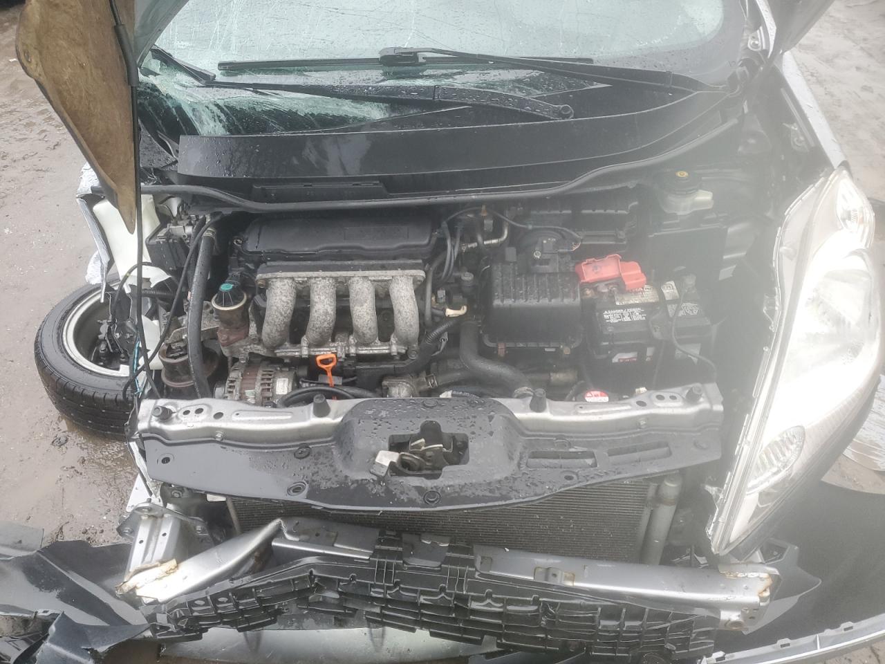 2009 Honda Fit - Image 11