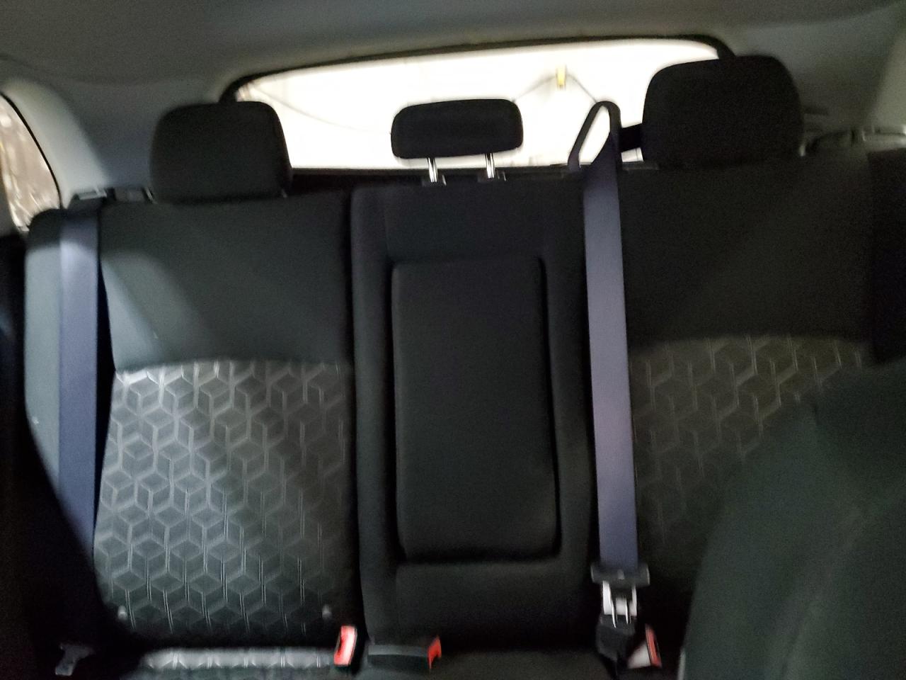 2021 Mitsubishi Outlander - Image 10