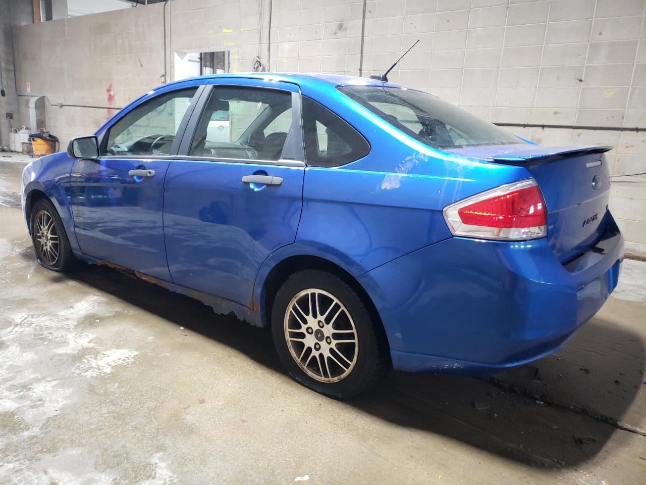 2011 Ford Focus - Image 2