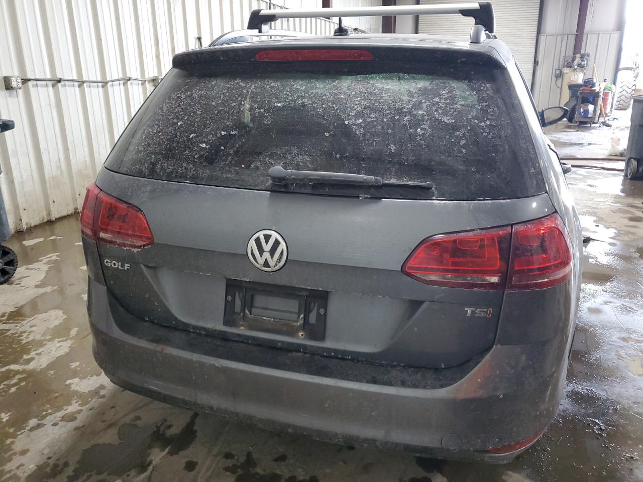 2016 Volkswagen Golf - Image 6