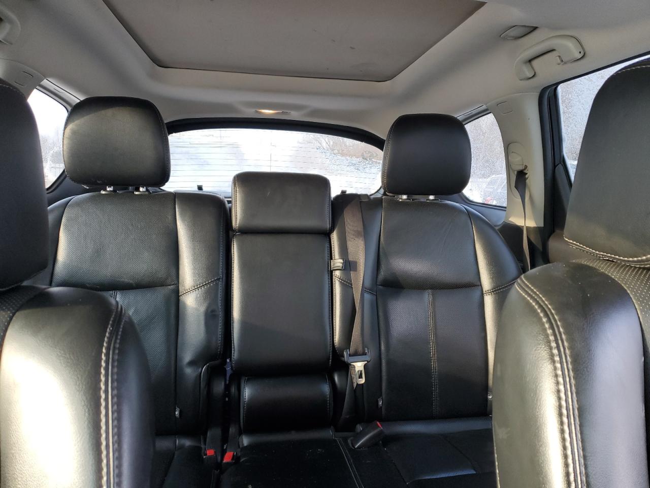 2015 Nissan Pathfinder - Image 10