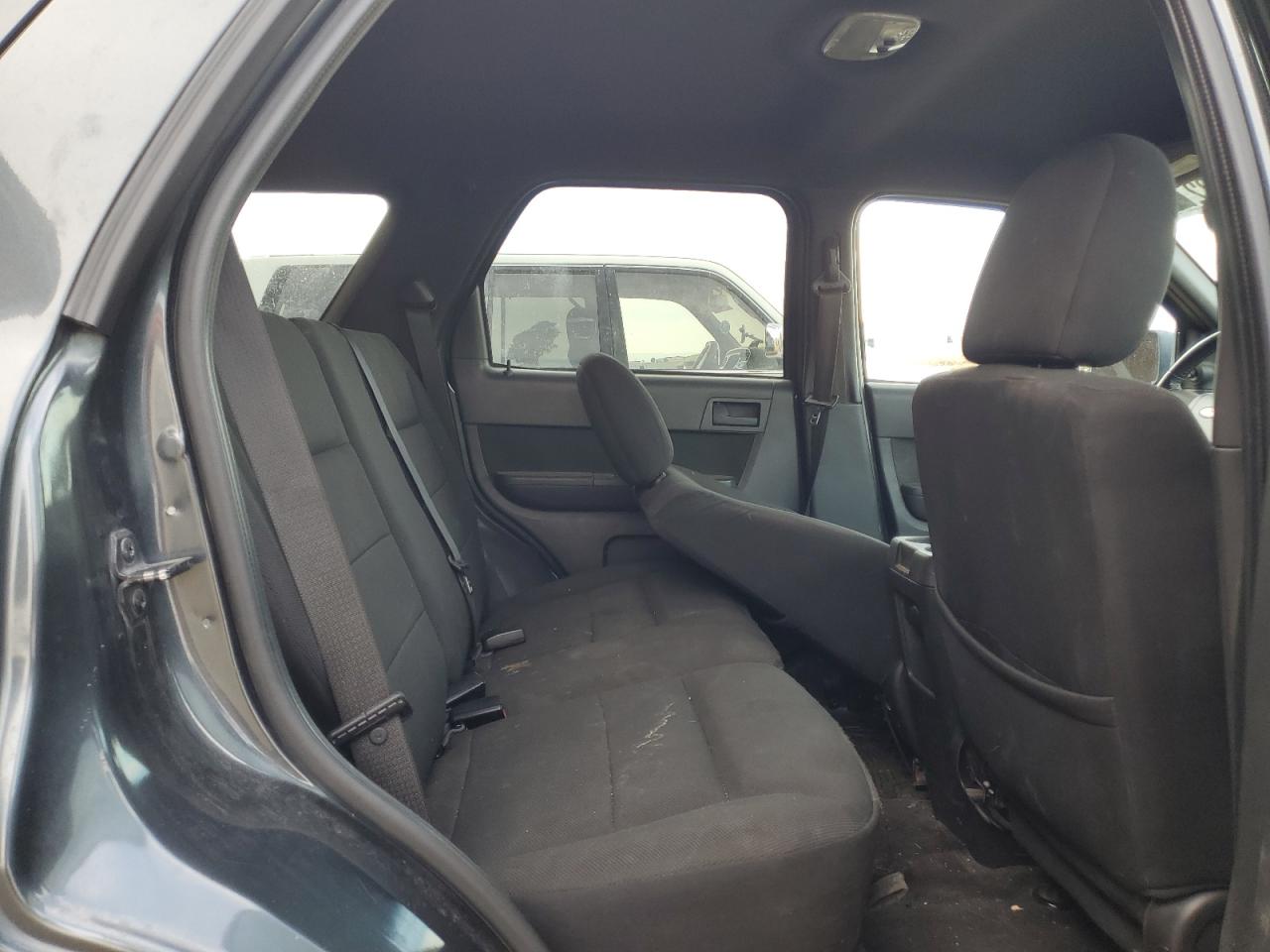 2009 Ford Escape - Image 11