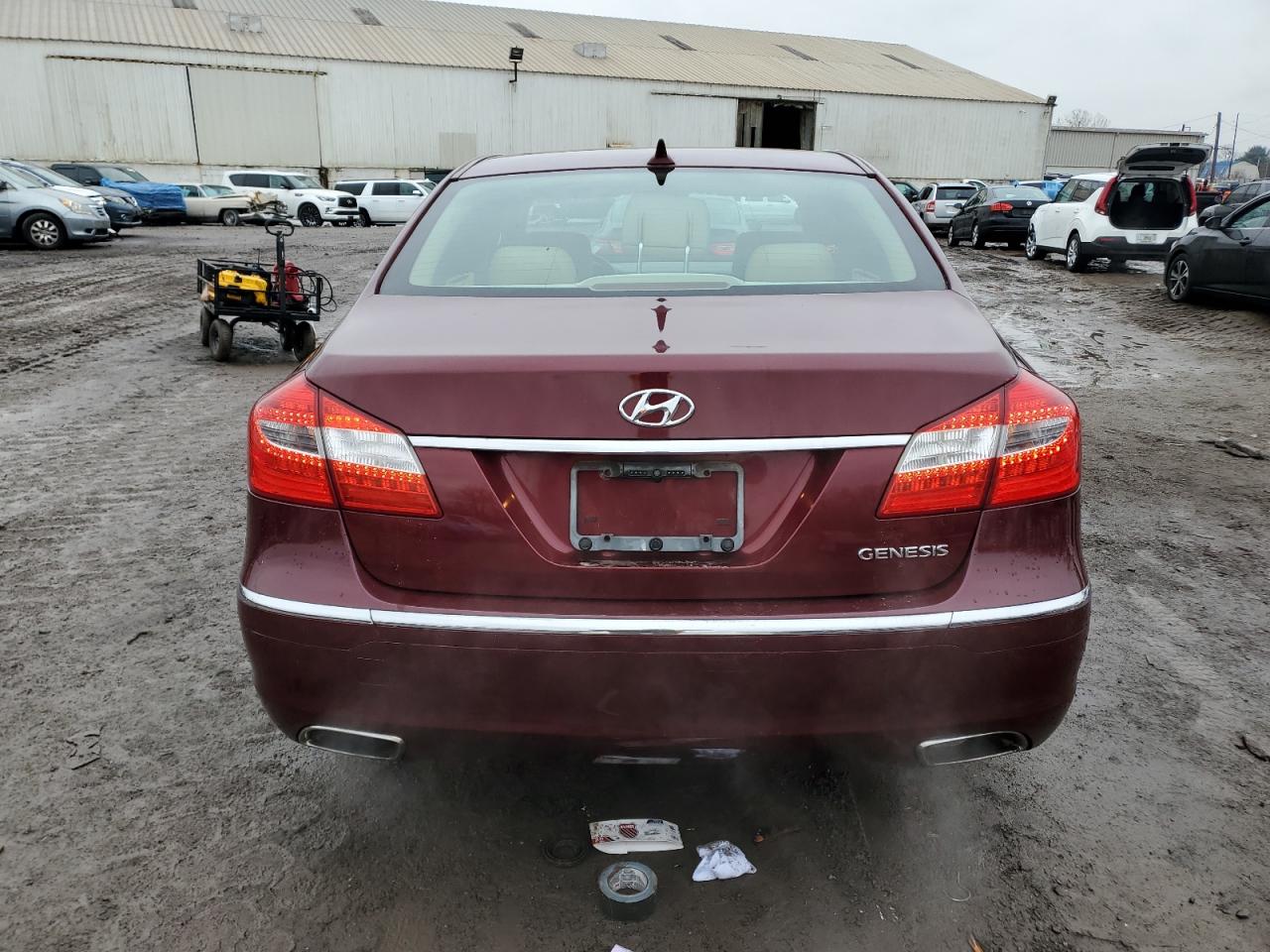 2012 Hyundai Genesis - Image 6