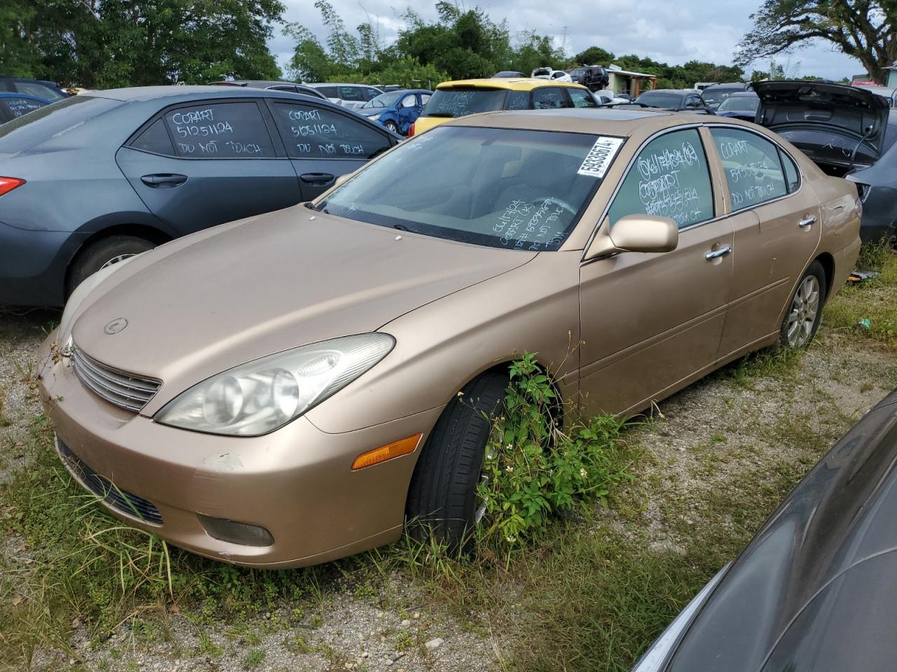 2004 Lexus Es 330 de vânzare în Kapolei, HI - Vandalism
