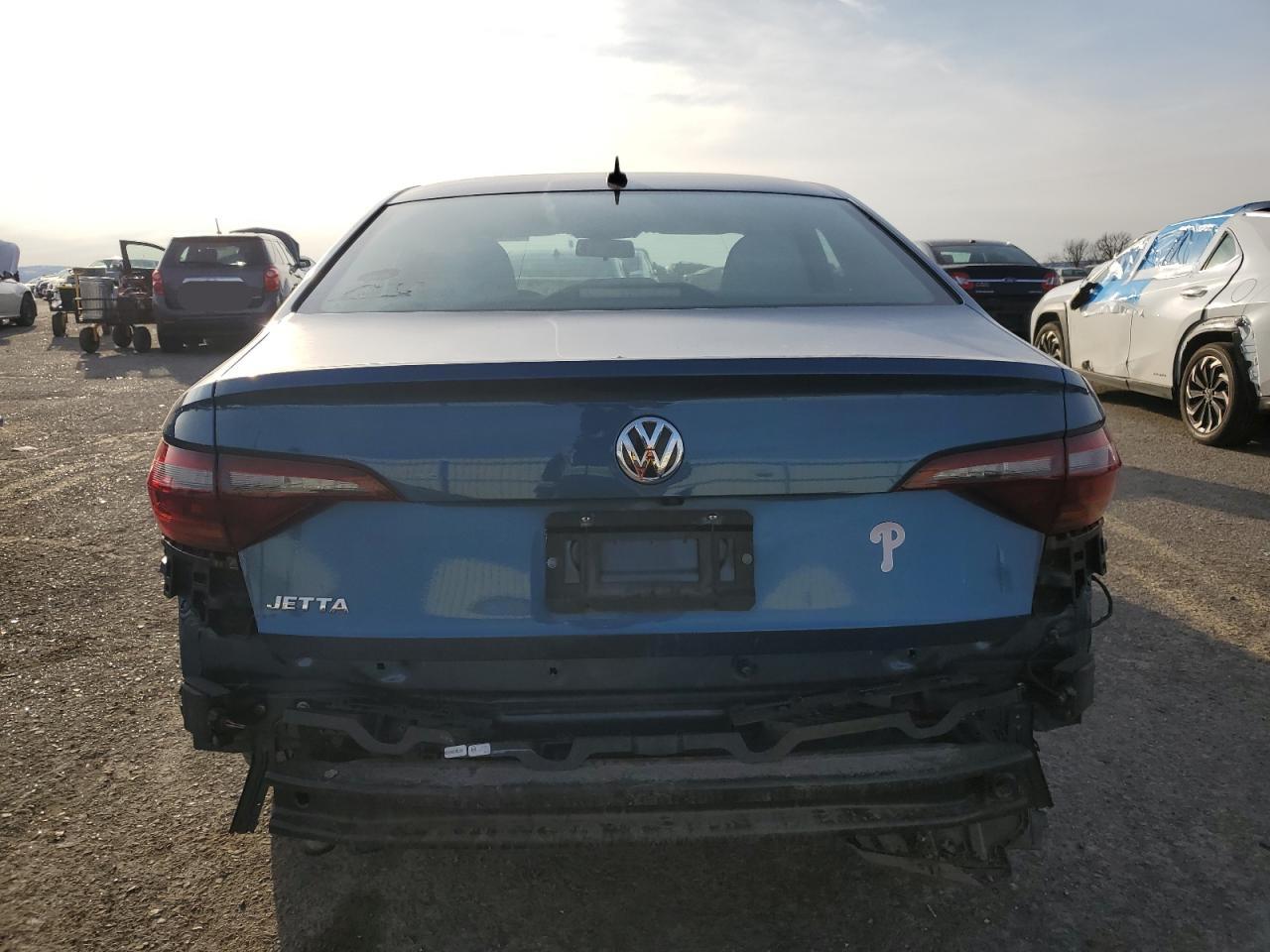 2019 Volkswagen Jetta - Image 6