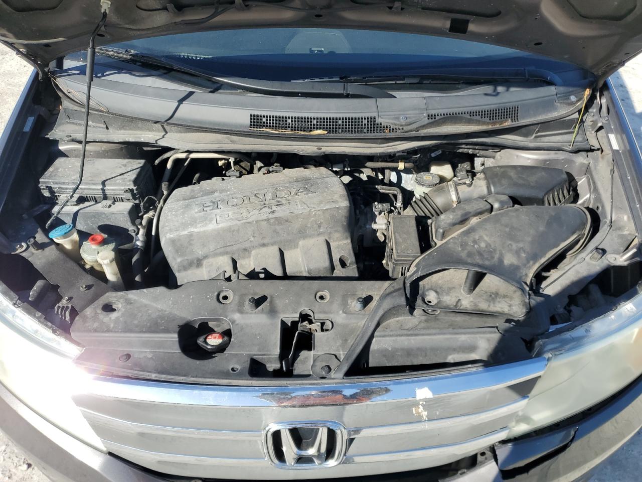 2012 Honda Odyssey - Image 13