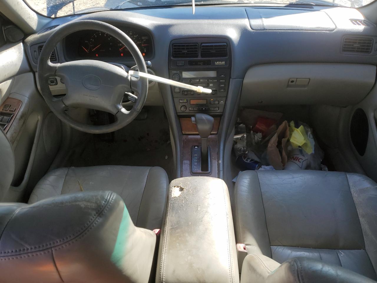 1997 Lexus ES - Image 8