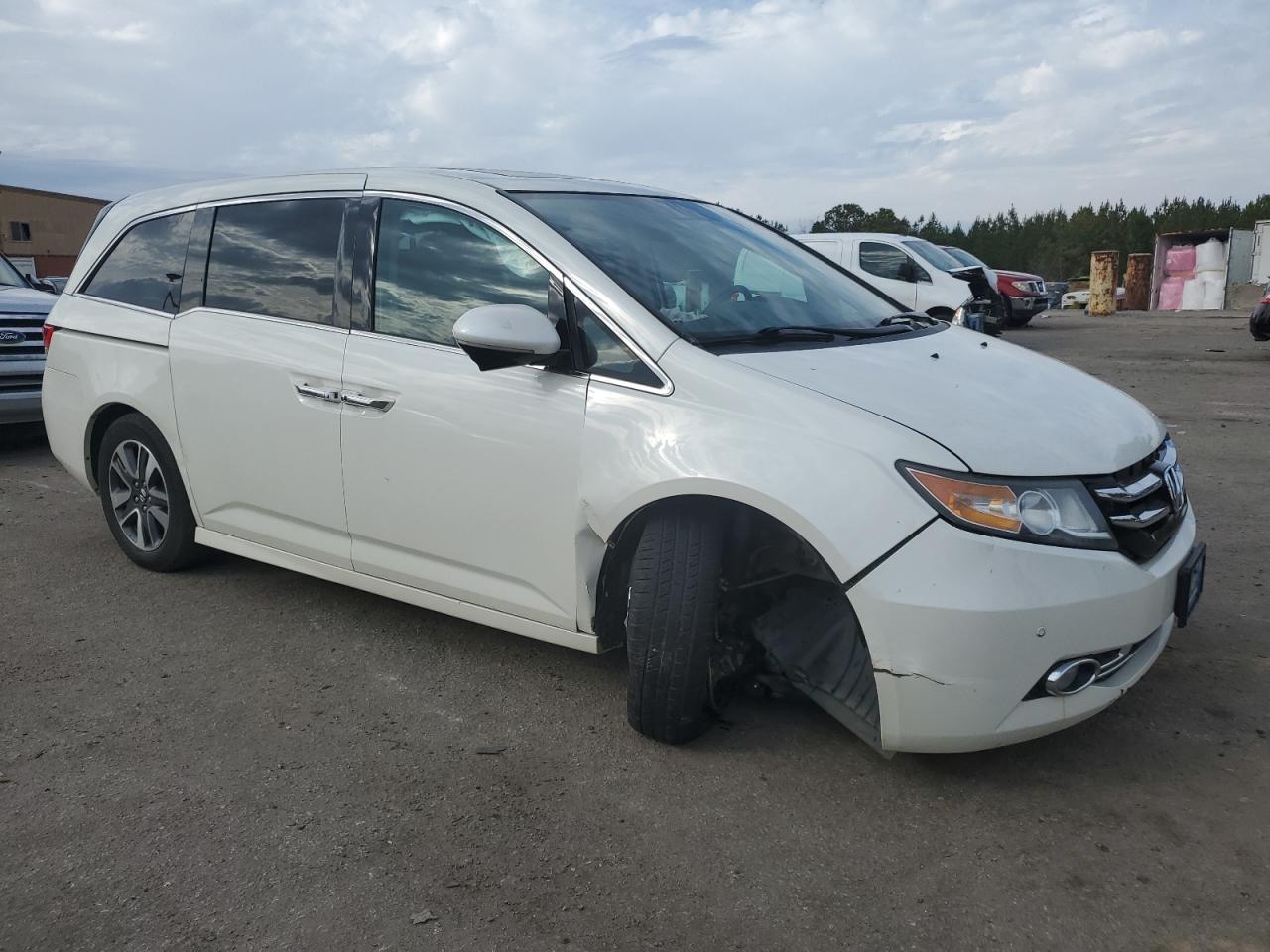 2016 Honda Odyssey - Image 4