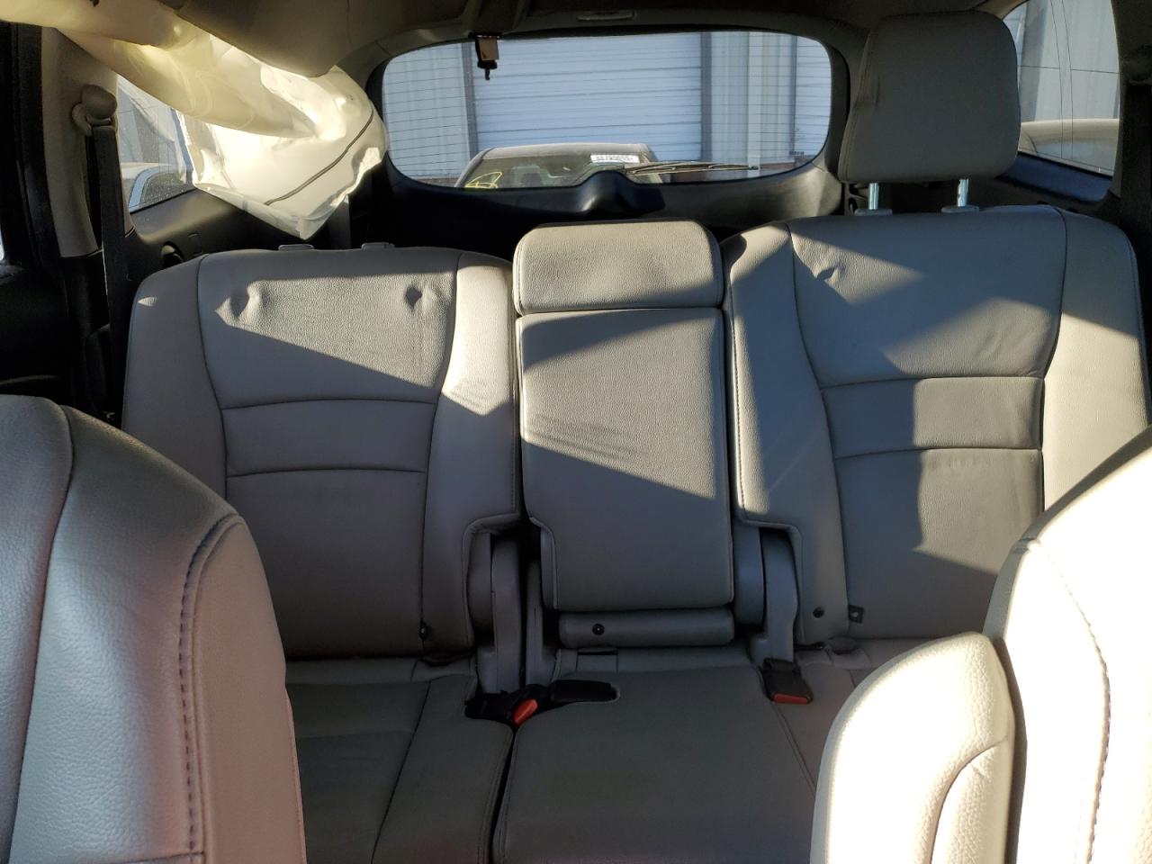 2016 Honda Pilot - Image 10