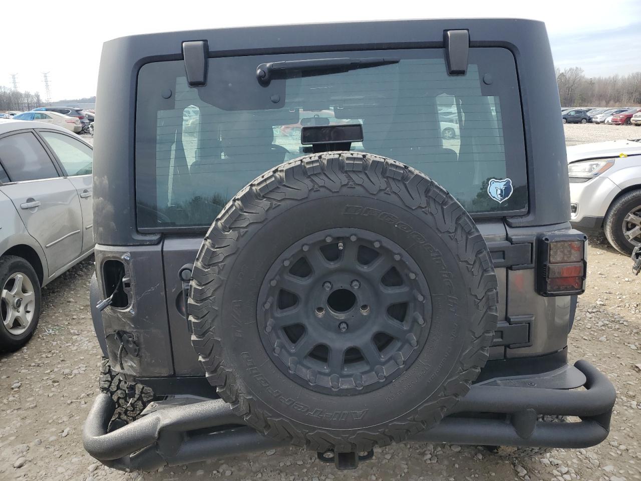 2018 Jeep Wrangler - Image 6