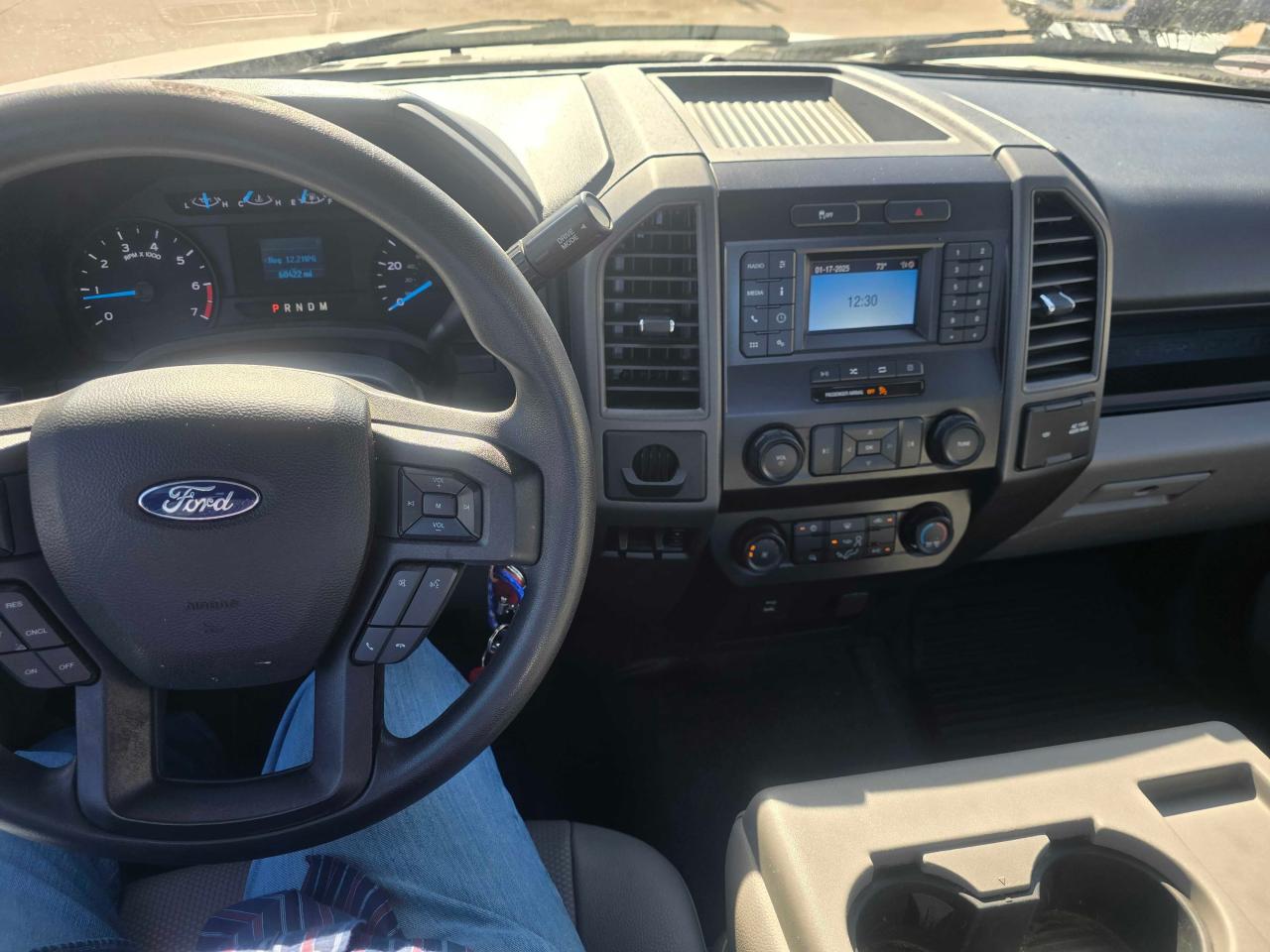2022 Ford F350 - Image 9