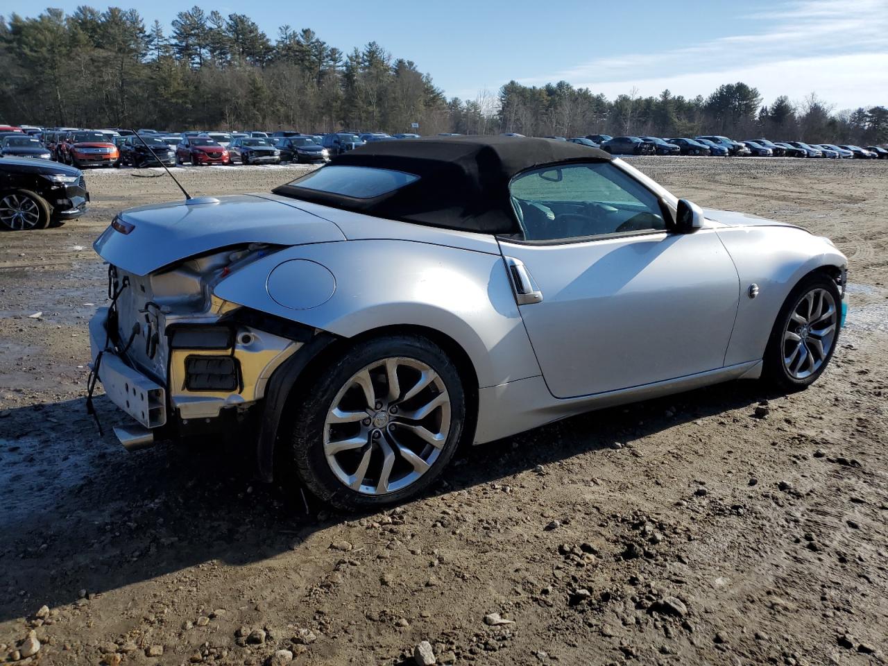 2010 Nissan 370Z - Image 3