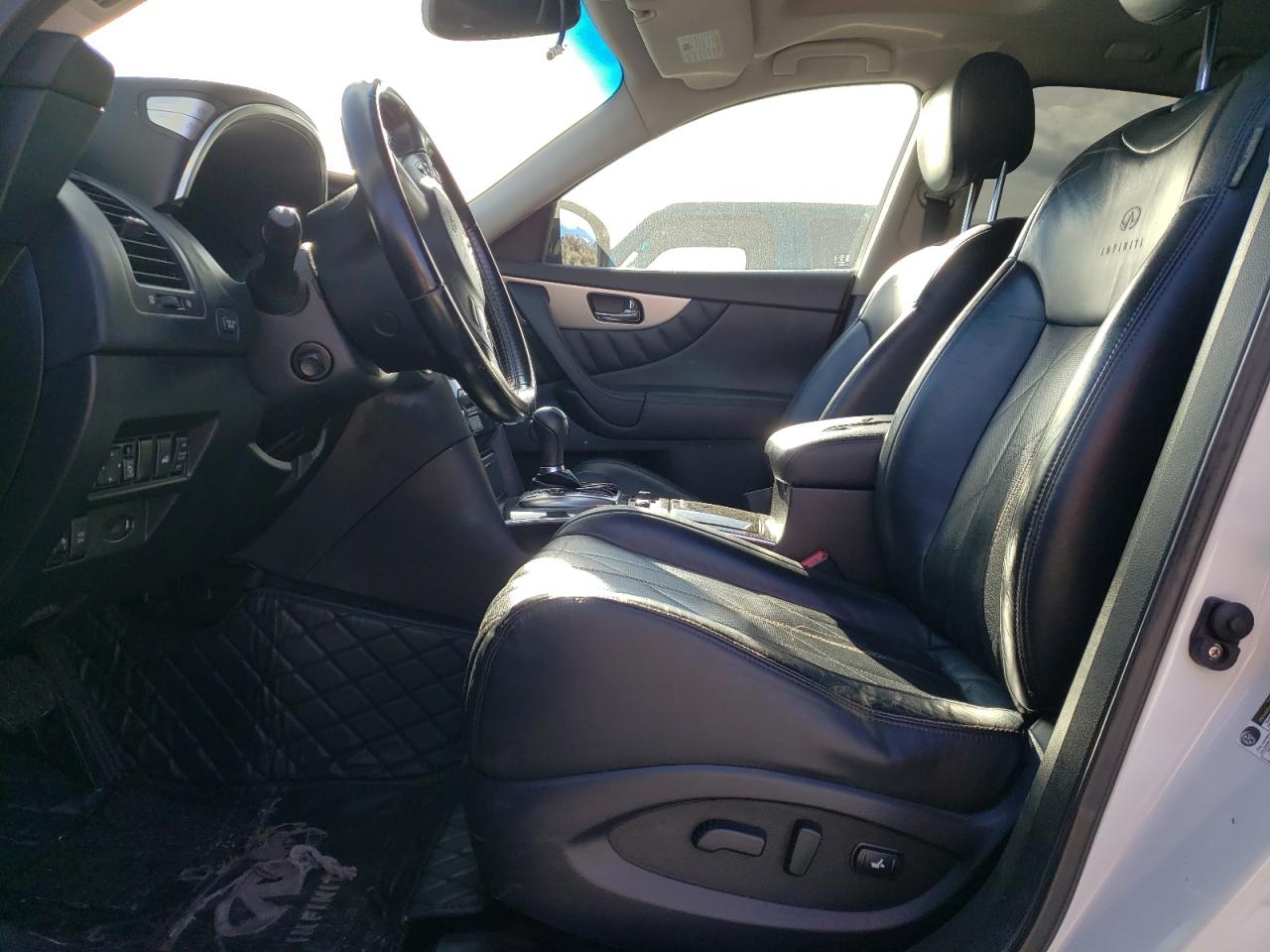 2011 Infiniti FX - Image 7