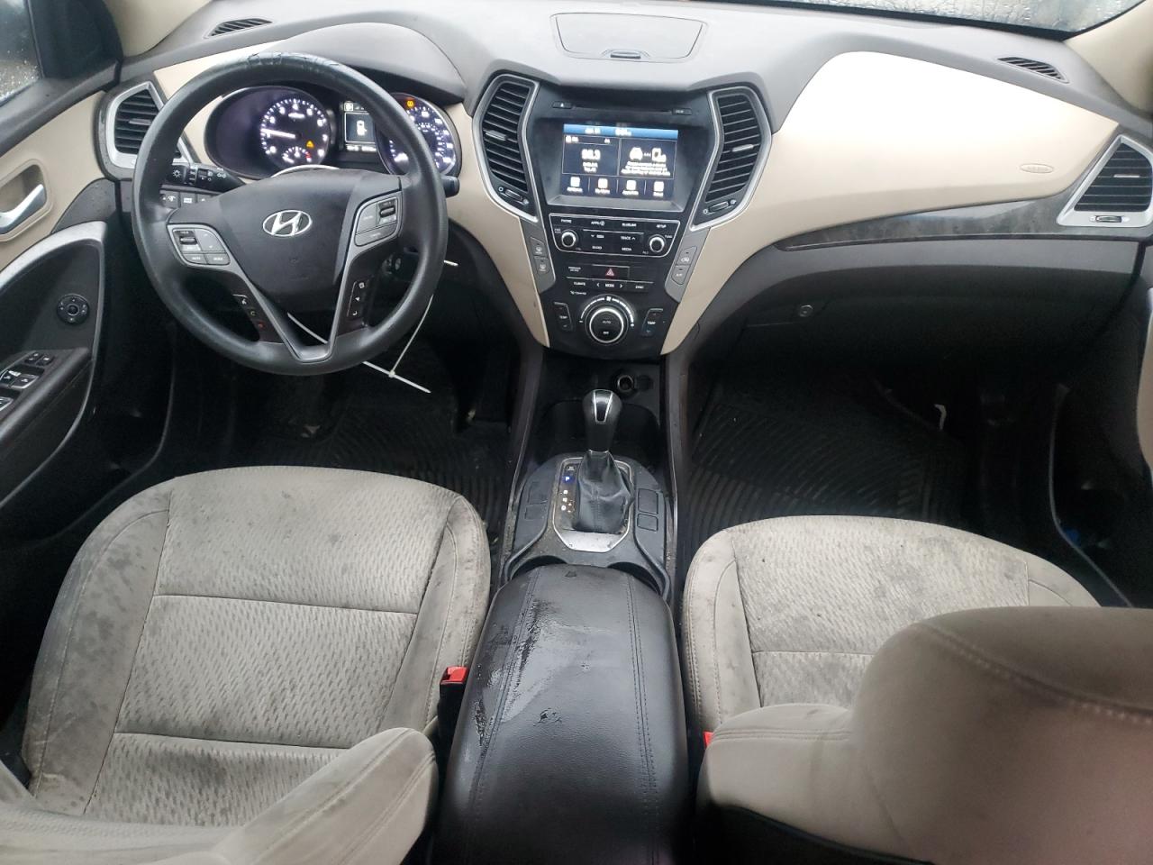 2017 Hyundai Santa Fe - Image 8